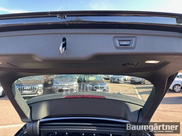 Fahrzeugabbildung BMW 330 i M-Sport Touring Kamera/ACC/AHK/PDC/Sitzh.