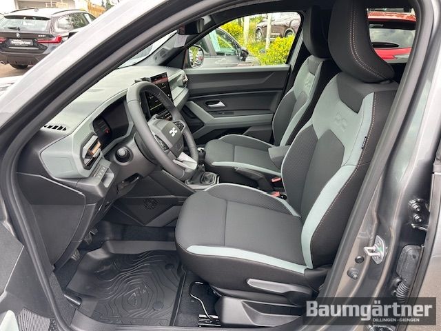 Fahrzeugabbildung Dacia Duster Extreme TCe 130 4x4 Mild-Hybrid City-P.