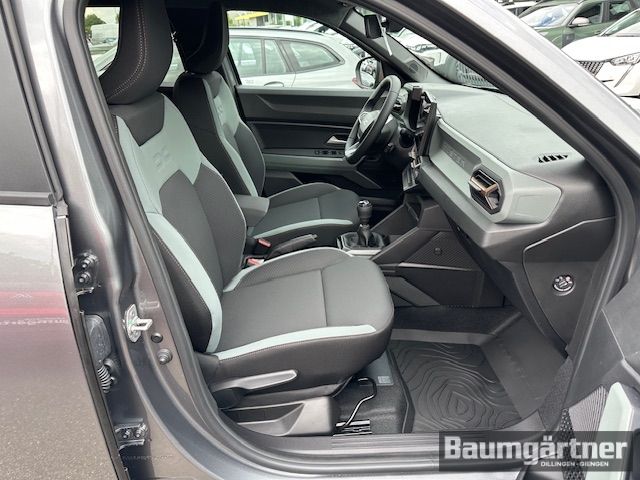 Fahrzeugabbildung Dacia Duster Extreme TCe 130 4x4 Mild-Hybrid City-P.