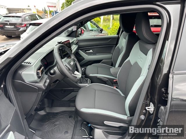 Fahrzeugabbildung Dacia Duster Extreme TCe 130 4x4 Mild-Hybrid City-P.