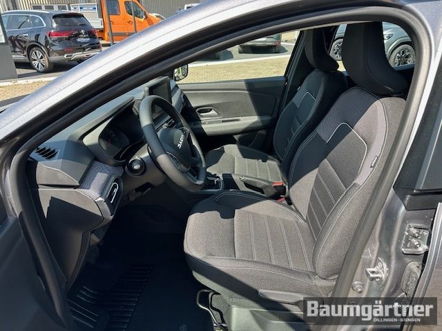 Fahrzeugabbildung Dacia Sandero Expression TCe 90 Automatik Winter-Paket
