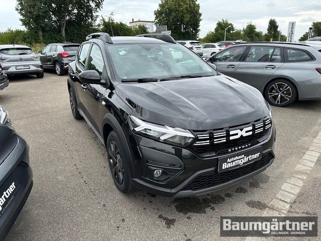 Fahrzeugabbildung Dacia Sandero Stepway Expression TCe 90 Automatik PDC