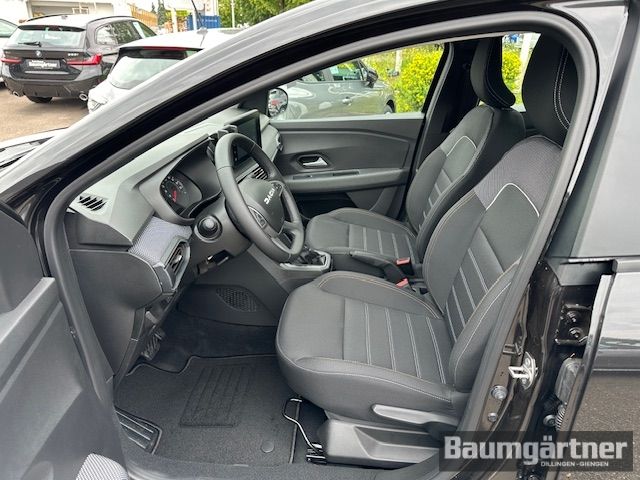 Fahrzeugabbildung Dacia Sandero Stepway Expression TCe 90 Automatik PDC