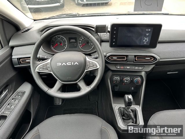 Fahrzeugabbildung Dacia Sandero Stepway Expression TCe 90 Automatik PDC