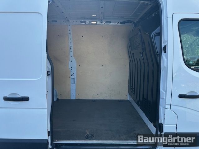 Fahrzeugabbildung Renault Master Kasten dCi 135 L2H2 3,5t Laderaum-P./GJR
