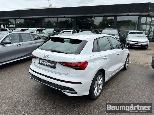 Fahrzeugabbildung Audi A3 Sportback 35 TFSI Advanced S-Tronic ACC/PDC