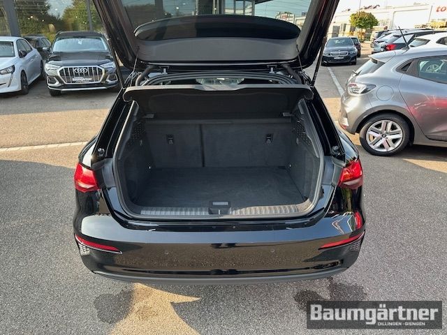 Fahrzeugabbildung Audi A3 Sportback 35 TFSI 1.5 S-Tronic PDC/LED/Sitzh.