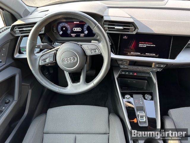 Fahrzeugabbildung Audi A3 Sportback 35 TFSI 1.5 S-Tronic PDC/LED/Sitzh.
