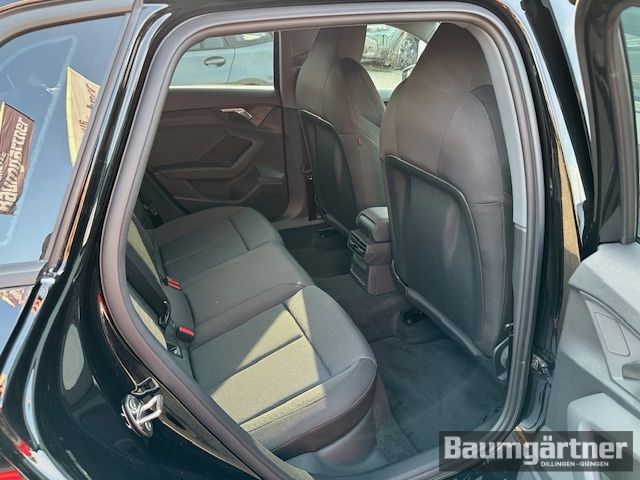 Fahrzeugabbildung Audi A3 Sportback 35 TFSI 1.5 S-Tronic PDC/LED/Sitzh.