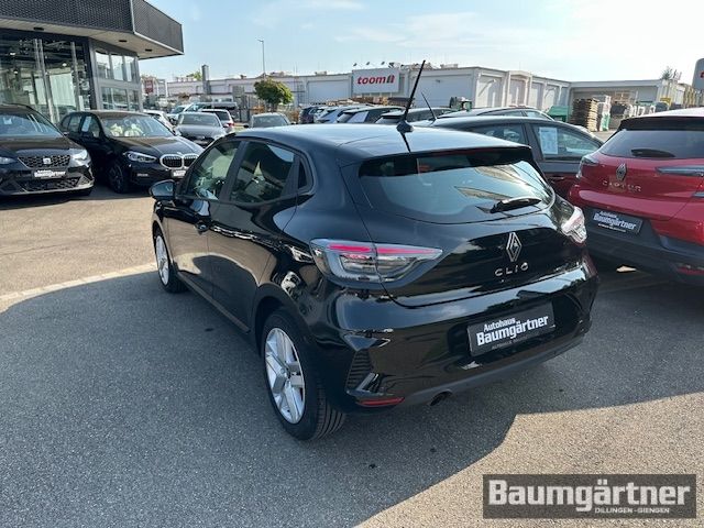Fahrzeugabbildung Renault Clio Evolution TCe 90 Automatik Kamera/PDC/LED