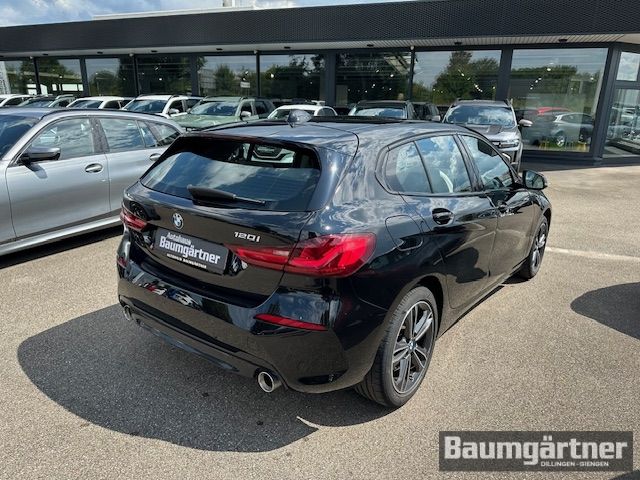Fahrzeugabbildung BMW 120 i Sport-Line Auto PDC/LED/Schiebedach/Sitzh.